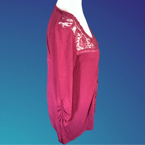 2000 Y2K Maurice’s Medium Burgundy Flowing Top with Lace - Picture 5 of 6